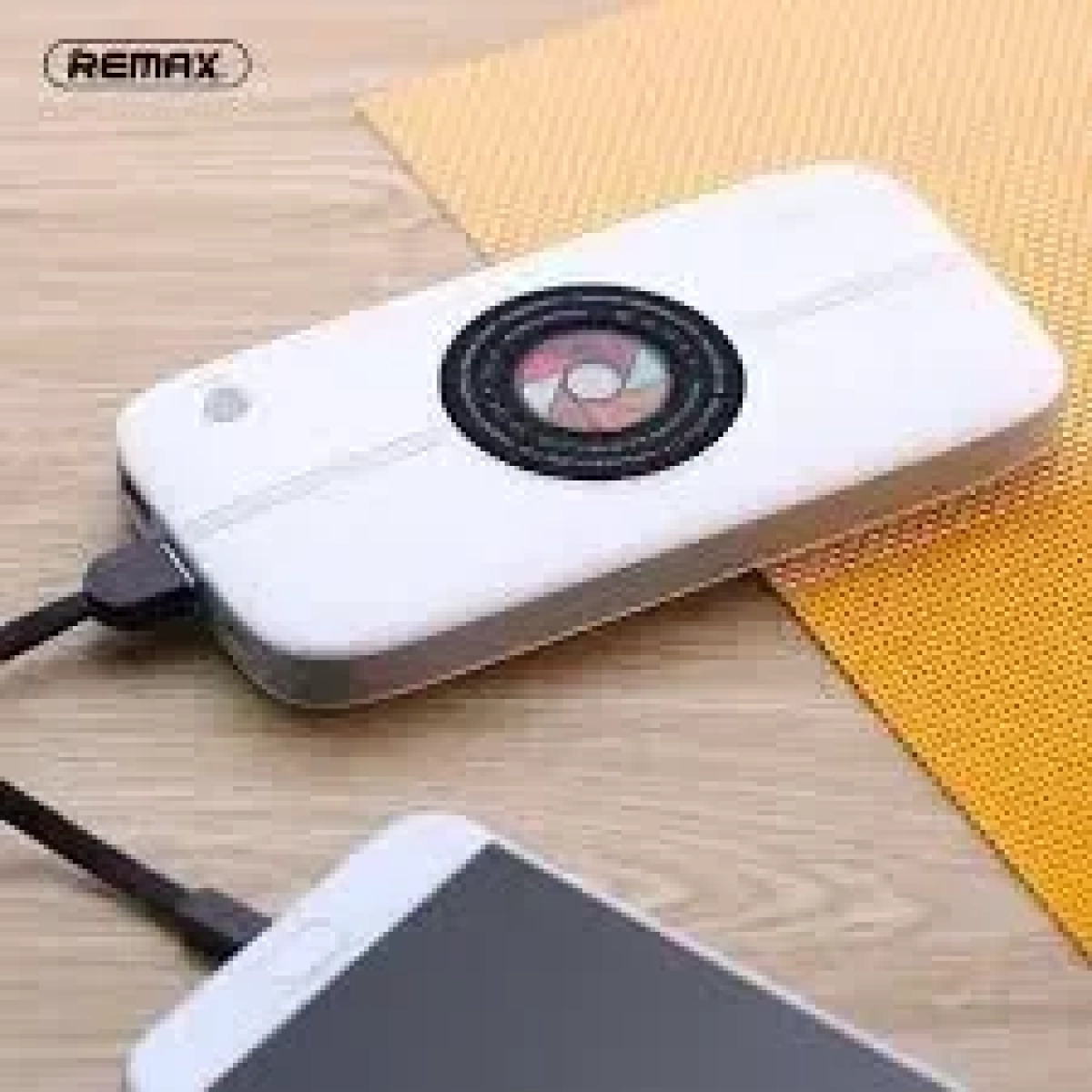 Powerbank Remax RPP-91 10000mAh 2.5A, σε λευκό χρώμα