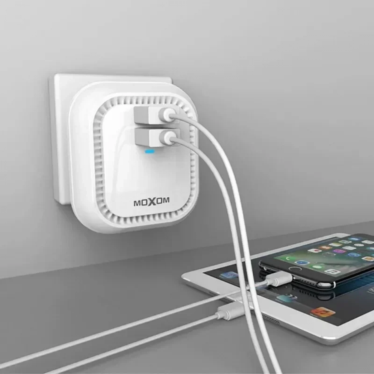 Φορτιστής με 2 x USB και με Φωτάκι Νυκτός Αφής - LED Night Light Charger Wall Adapter Moxom