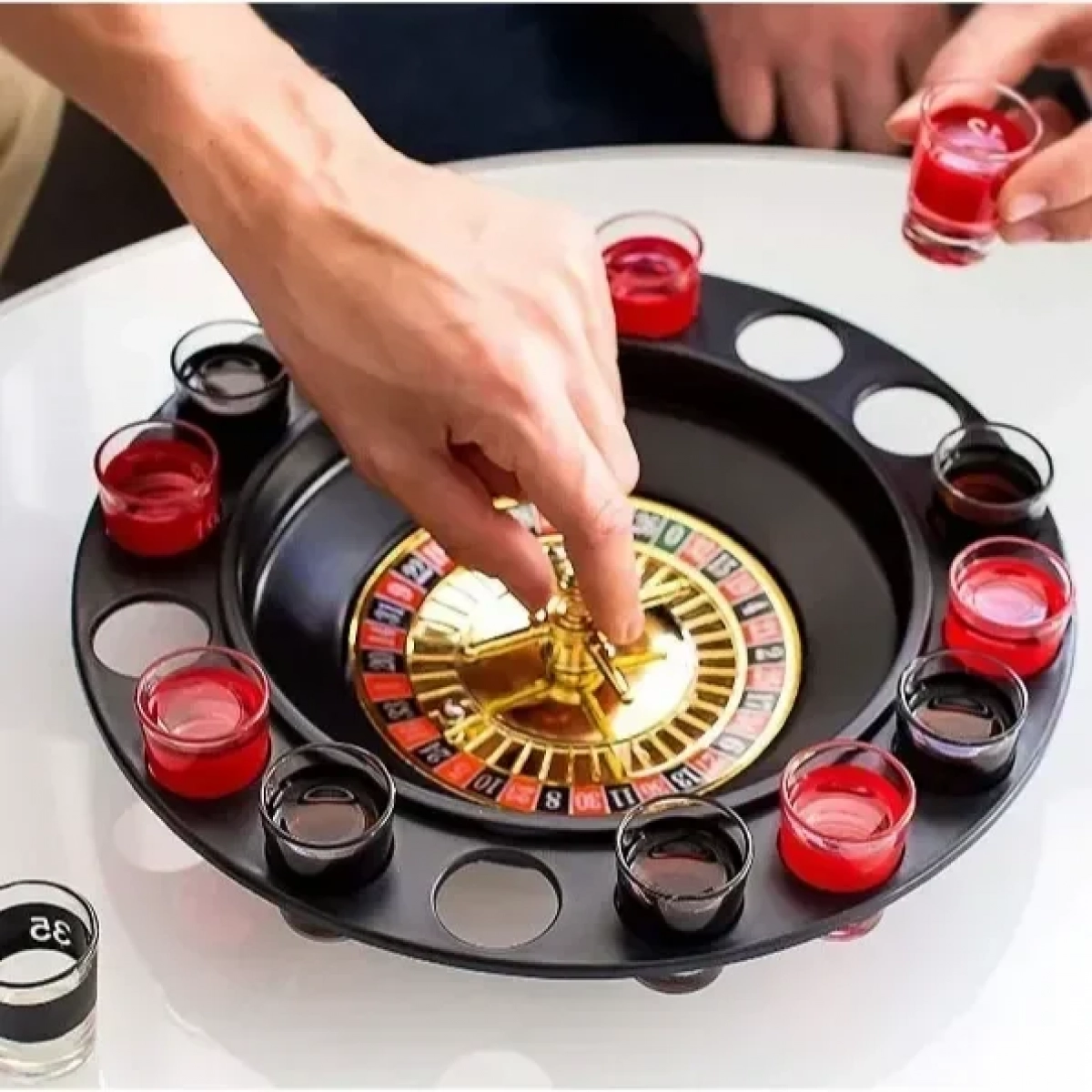 Παιχνίδι Ποτού Ρουλέτα με Σφηνάκια - Drinking Roulette