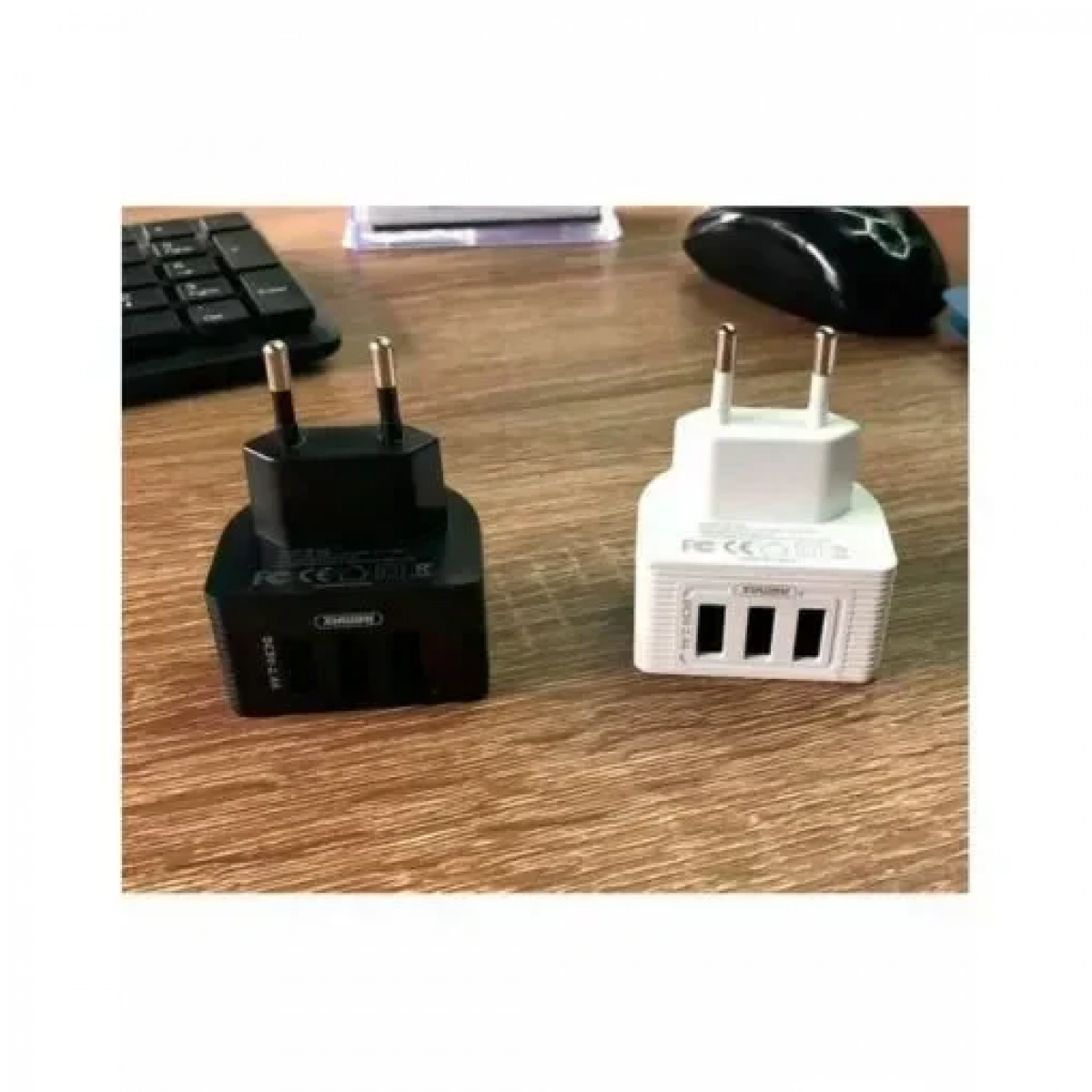 Remax (RP-U32) Φορτιστής Kooker Series Με 3 Θύρες USB 2.4A, σε λευκό χρώμα