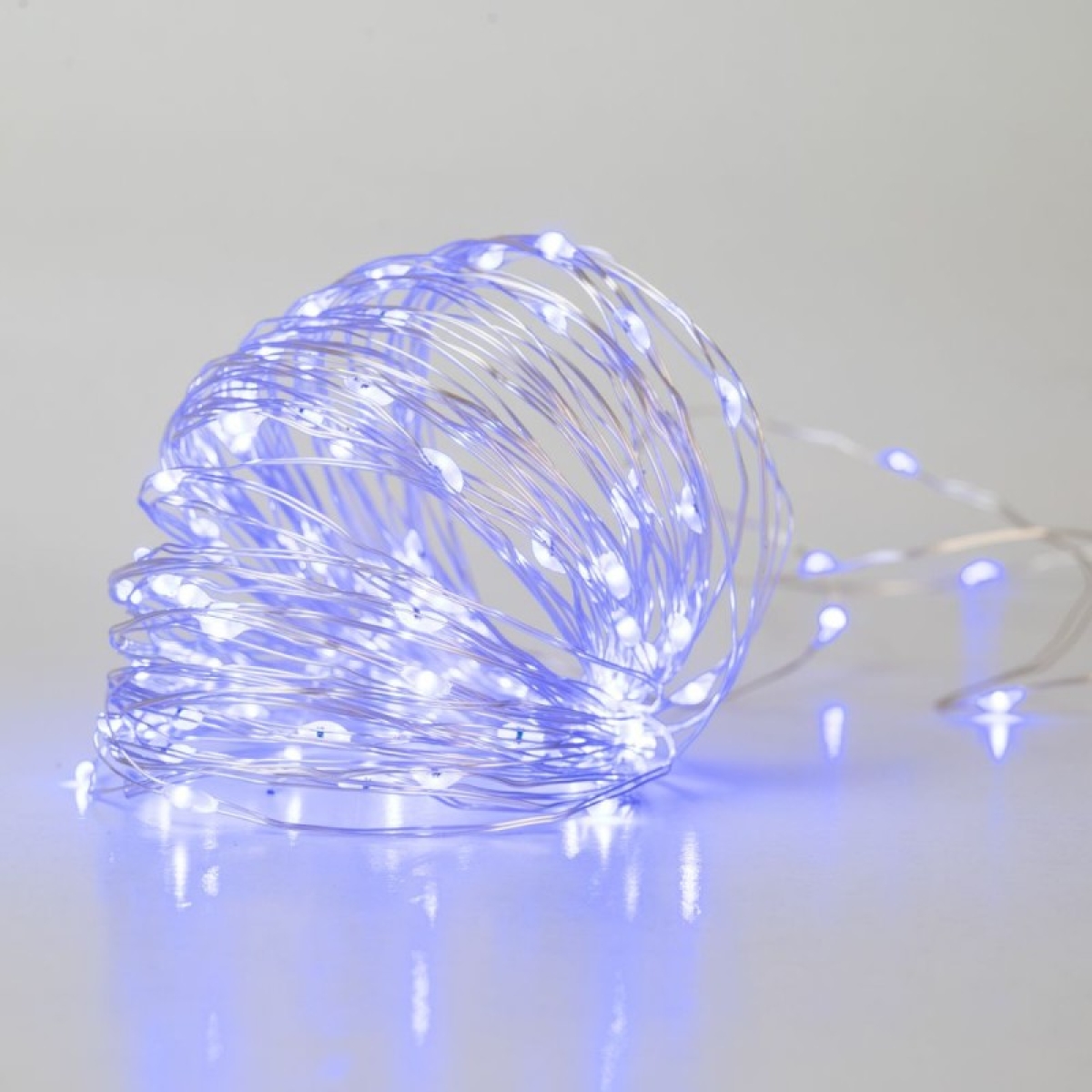 Χριστουγεννιάτικα Λαμπάκια Μπαταρίας 50 Led Με Μπλε Φωτισμό και Καλώδιο Χαλκού