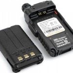 Baofeng UV-5R Και Μικροακουστικό Ασύρματος Πομποδέκτης UHF/VHF 5.8W