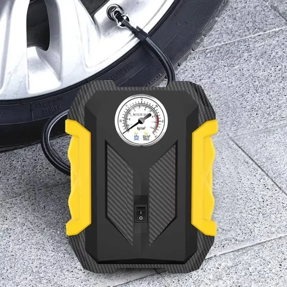 Τρόμπα Αυτοκινήτου C1399 150PSI με Καλώδιο Αναπτήρα 12V και Αναλογική Οθόνη 14643