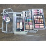 Διάφανο Βαλιτσάκι Μακιγιάζ Miss Young Make Up Kit