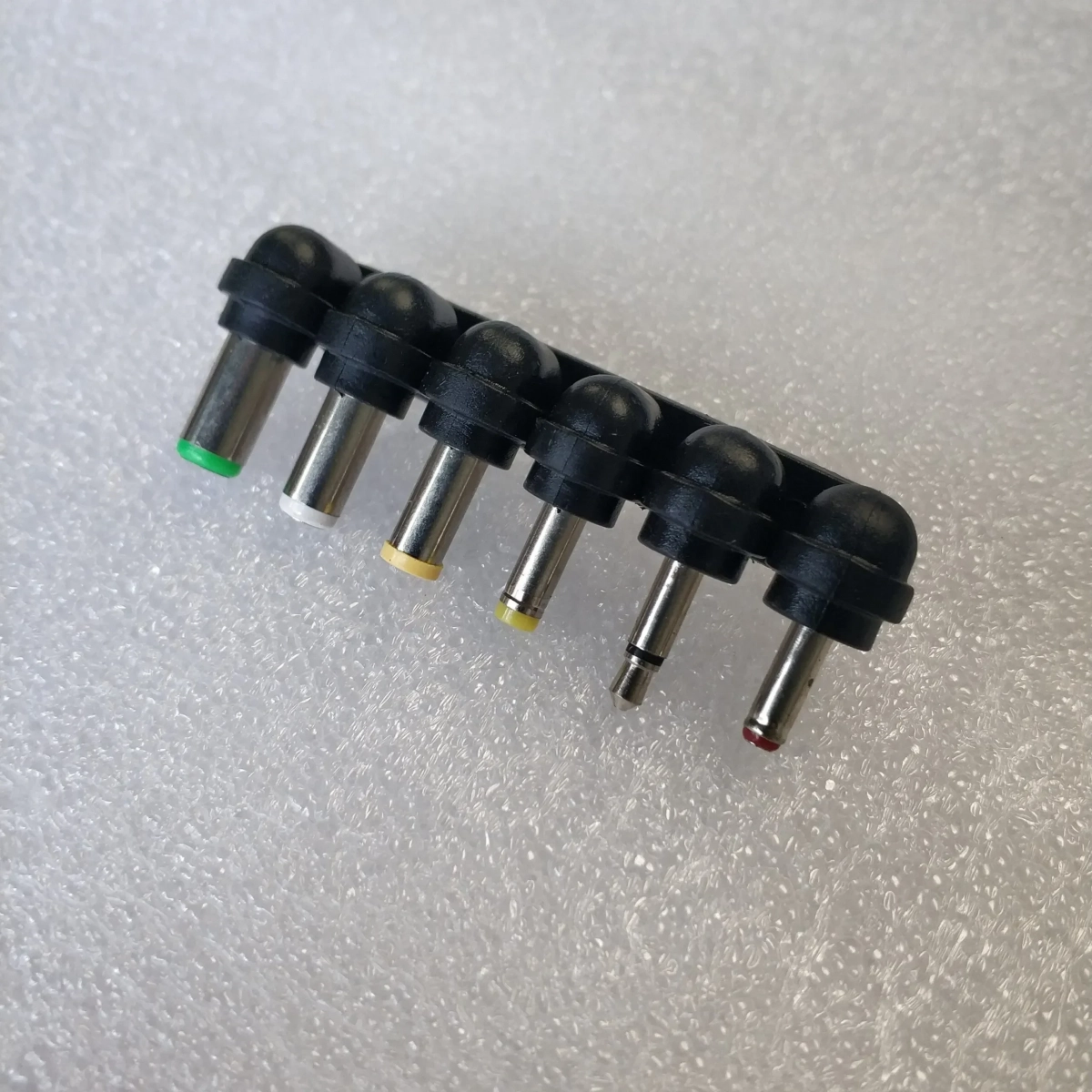 Μετασχηματιστής Andowl Q-CD99 3A 30W με Σετ Βυσμάτων