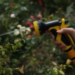 Καρούλι ποτίσματος με λάστιχο 20m 1/2″ & πιστόλι Ark Hose