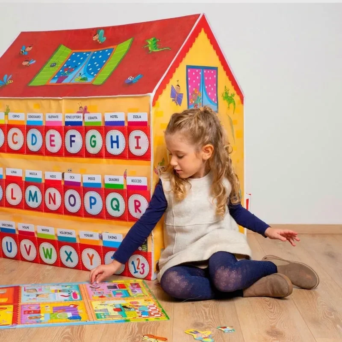 Lisciani Το Σπίτι με Δραστηριότητες Montessori - Μαθαίνω Αλφάβητο & Δημιουργικά Παιχνίδια