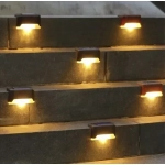 Ηλιακό γωνιακό φωτιστικό με 1 LED IP65 σε θερμό λευκό φωτισμό - Image 2