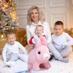 Διαδραστικό Βελούδινο Λούτρινο Κουνελάκι με Εφέ Κίνησης και Ηχητικά Εφέ μαζί με Καρότο - Ροζ