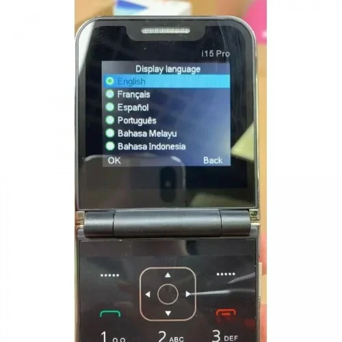 Αναδιπλούμενο Κινητό Τηλέφωνο 2.4'' με 2 sim i15 Pro