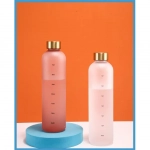 Μπουκάλι - Παγούρι Νερού 1L με δείκτες χρόνου με χρυσό Καπάκι