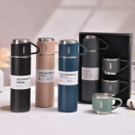 Σετ Παγούρι Θερμός 500ml από ανοξείδωτο ατσάλι με 2 έξτρα κουπάκια 23829
