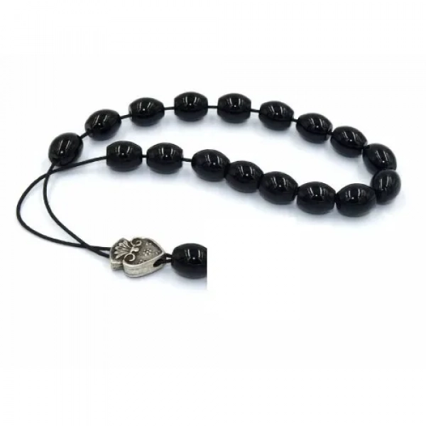 Κομπολόι με μαύρες χάντρες και μεταλλική καρδιά