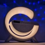 Πολυλειτουργικό Φωτιστικό LED RGB με Ασύρματη Βάση Φόρτισης και Ηχείο Bluetooth 30x30 εκ. OKOP Kp-552