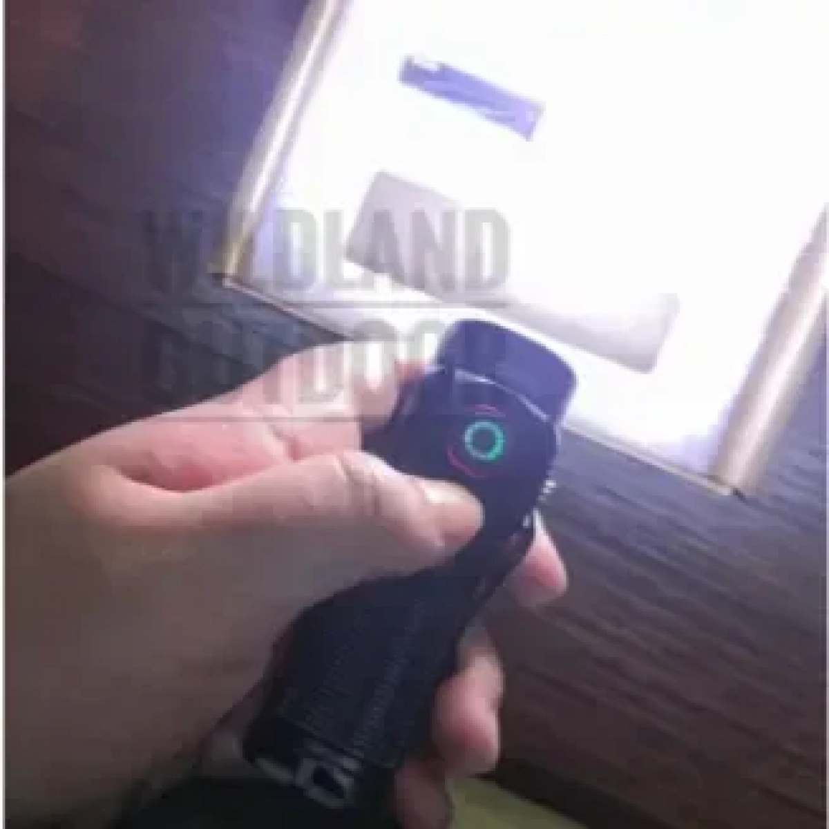Επαναφορτισμένος Φακός με Μαγνητικό κλιπ