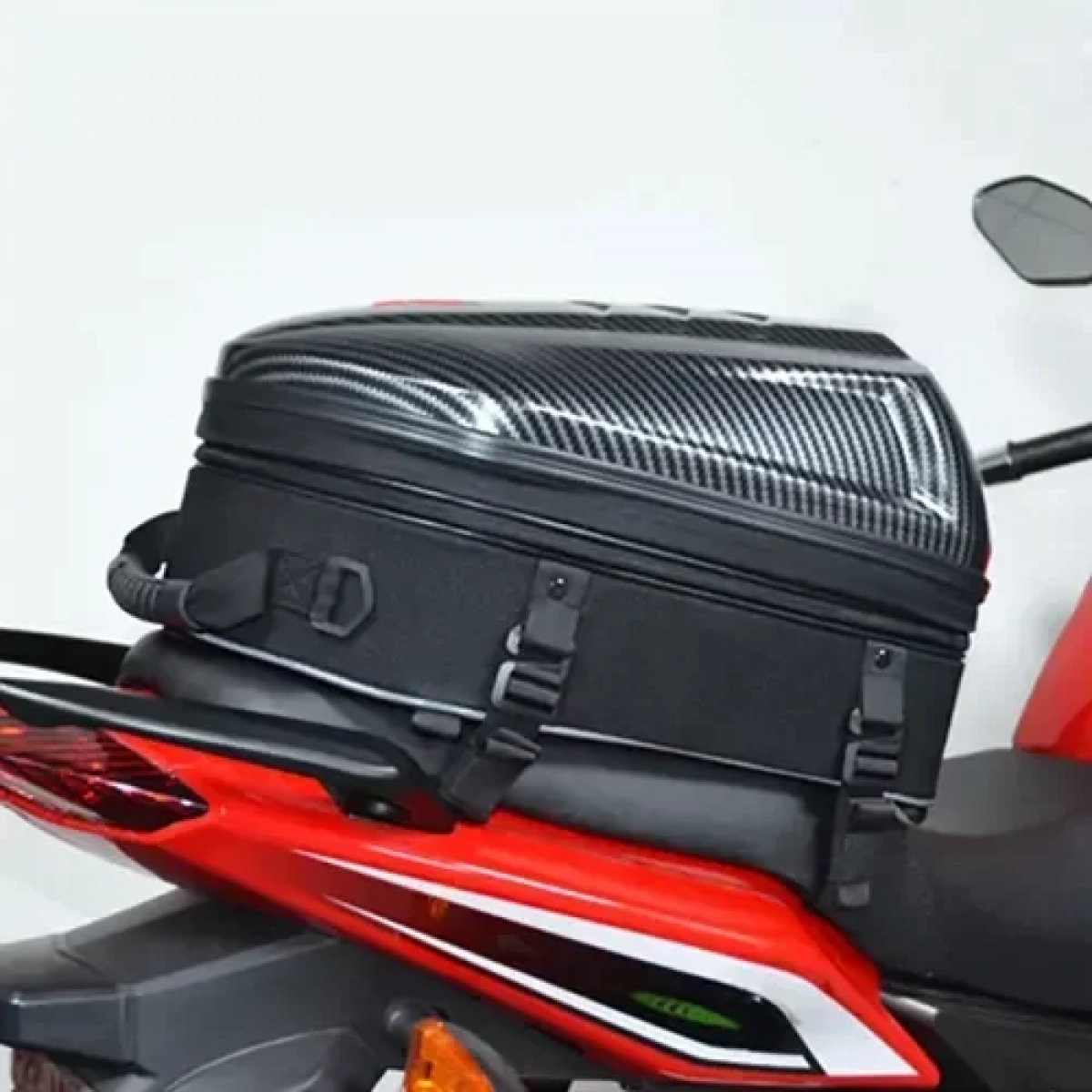 Επεκτεινόμενη τσάντα σκληρό κέλυφος 47L για ουρά μοτοσικλέτας Moto Centric MC-0113 μαύρο - πράσινο Carbon - Image 2