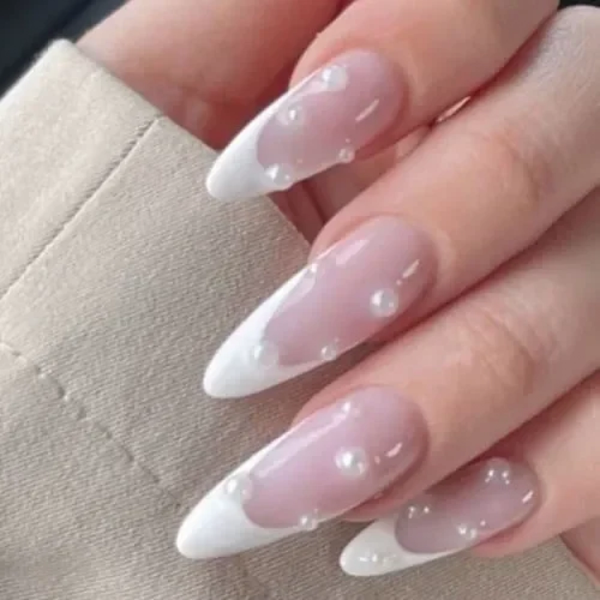 Λευκές Διακοσμητικές Πέρλες 3mm για Nail Art A5968