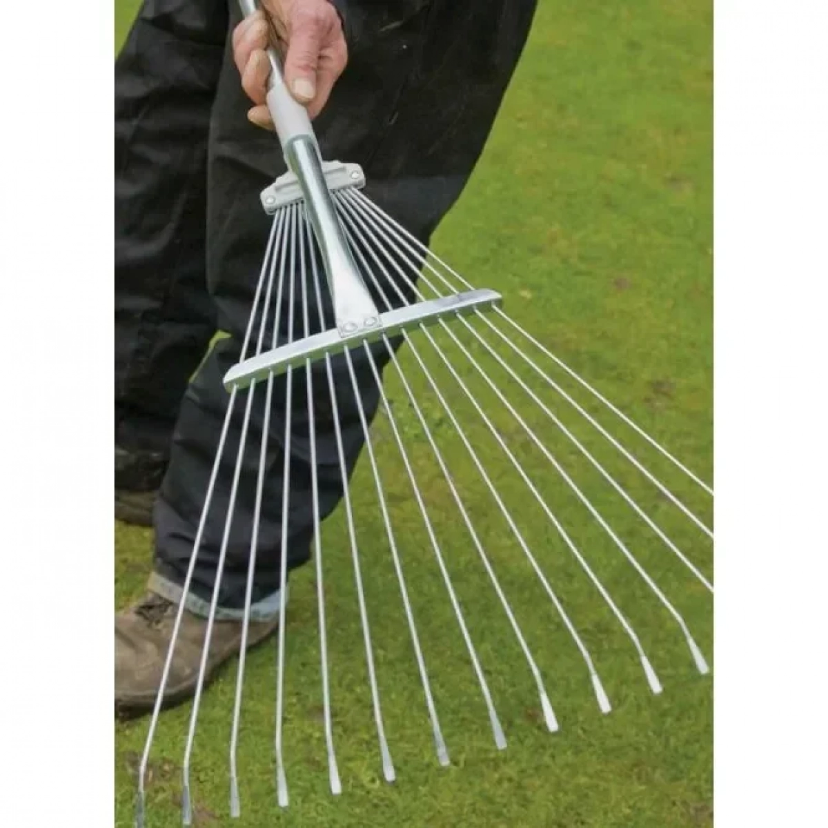 Τσουγκράνα Μεταλλική KMT tools 8435340643525