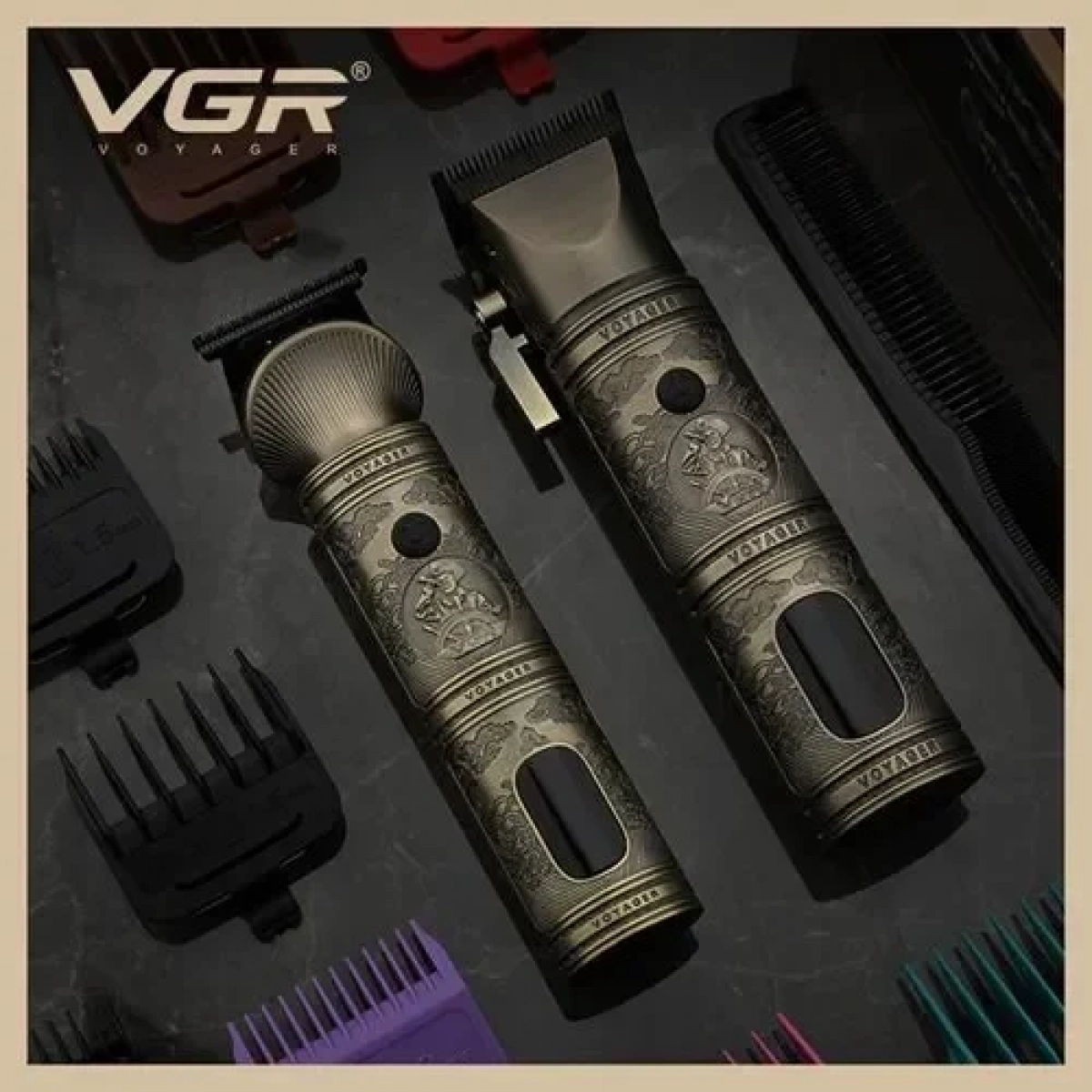 Σετ 2 επαγγελματικών κουρευτικών μηχανών VGR V-670 χρυσό - Image 2