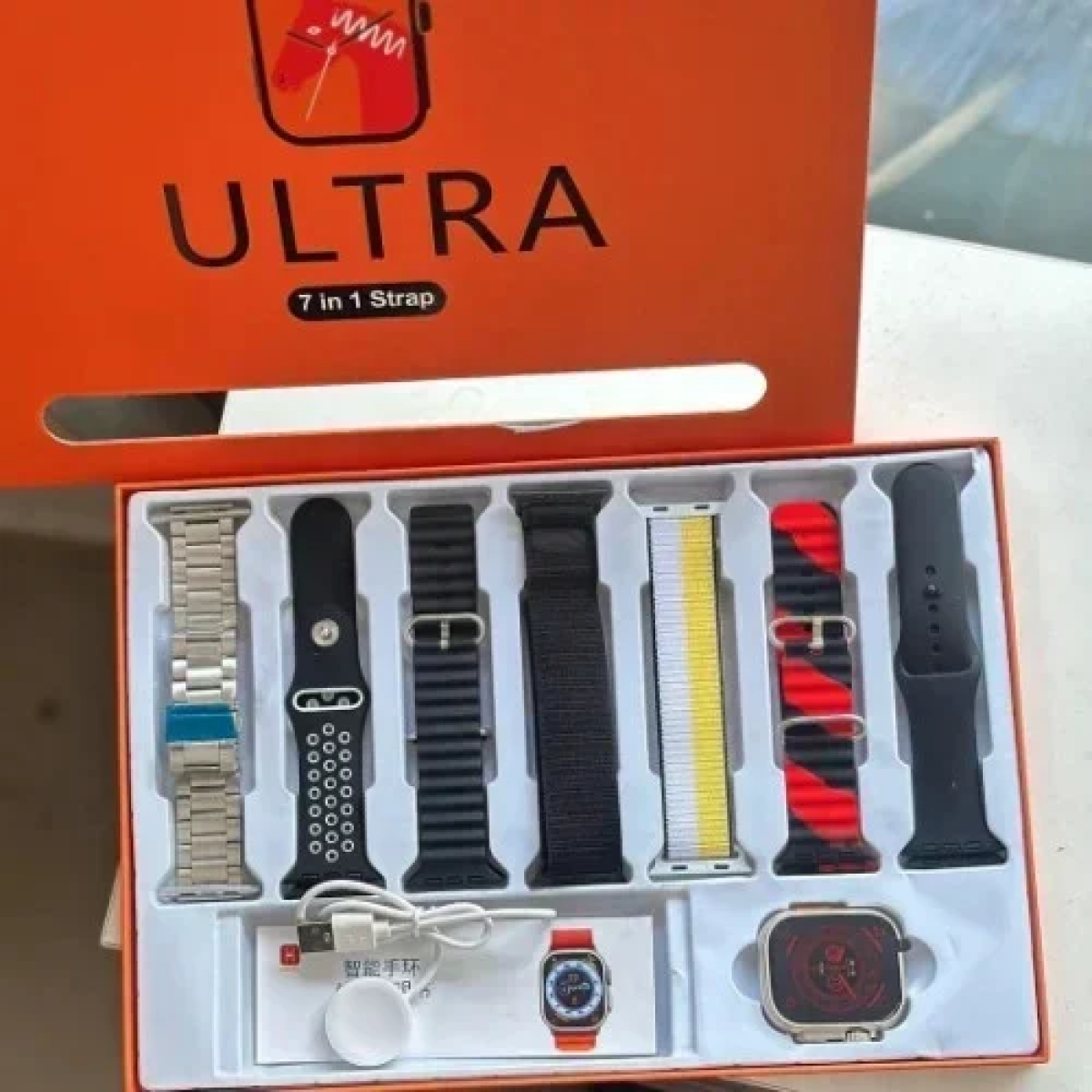 Ultra Smartwatch 7 in 1 Strap με 7 διαφορετικά Λουράκια - Μαύρο