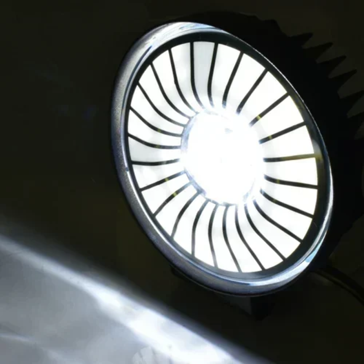 Προβολέας LED 12/24V λευκού/RGB ατμοσφαιρικού φωτισμού Andowl Q-D16 – μαύρο - Image 3