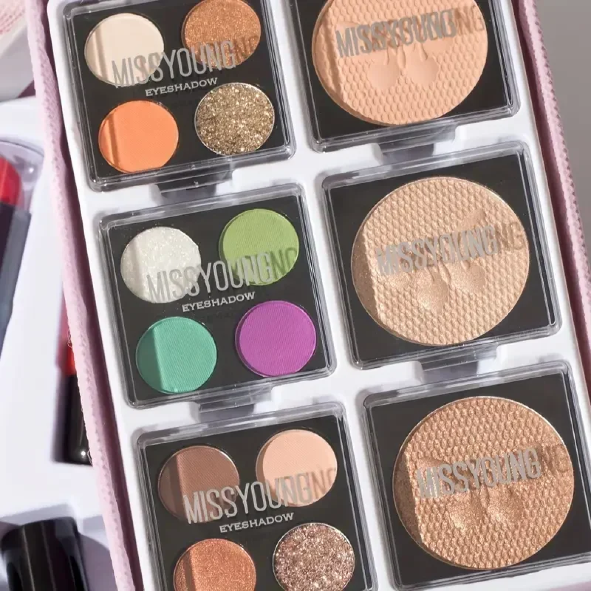 Βαλιτσάκι Μακιγιάζ 34 τμχ – Miss Young Make Up Kit 23288