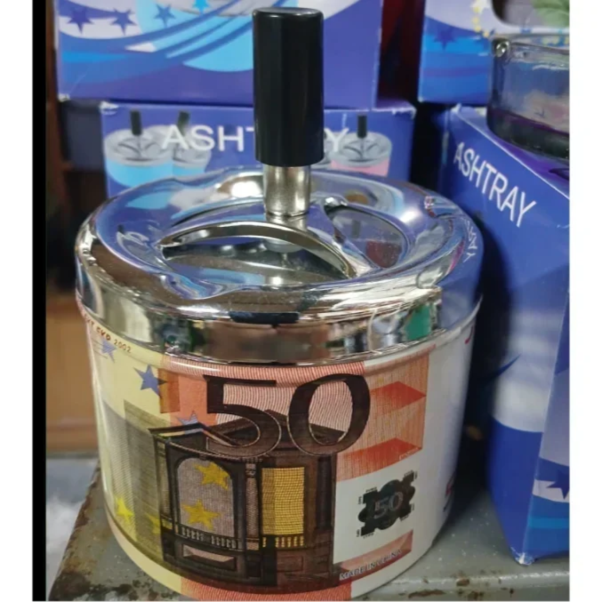 Αντιανεμικό Τασάκι Mε Mηχανισμό Και Σχέδιο 50€