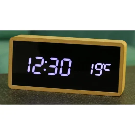 Επιτραπέζιο Ξύλινο Ψηφιακό Ρολόι