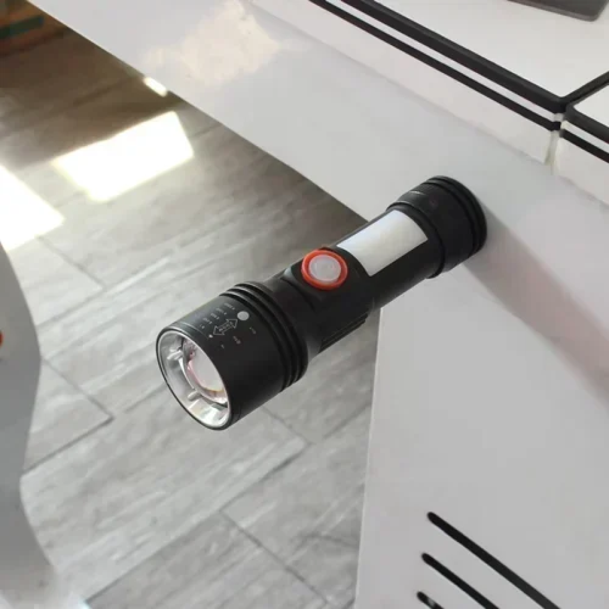 Φακός χειρός LED Emergency Light Flashlight SY-2111 μαύρο - Image 3