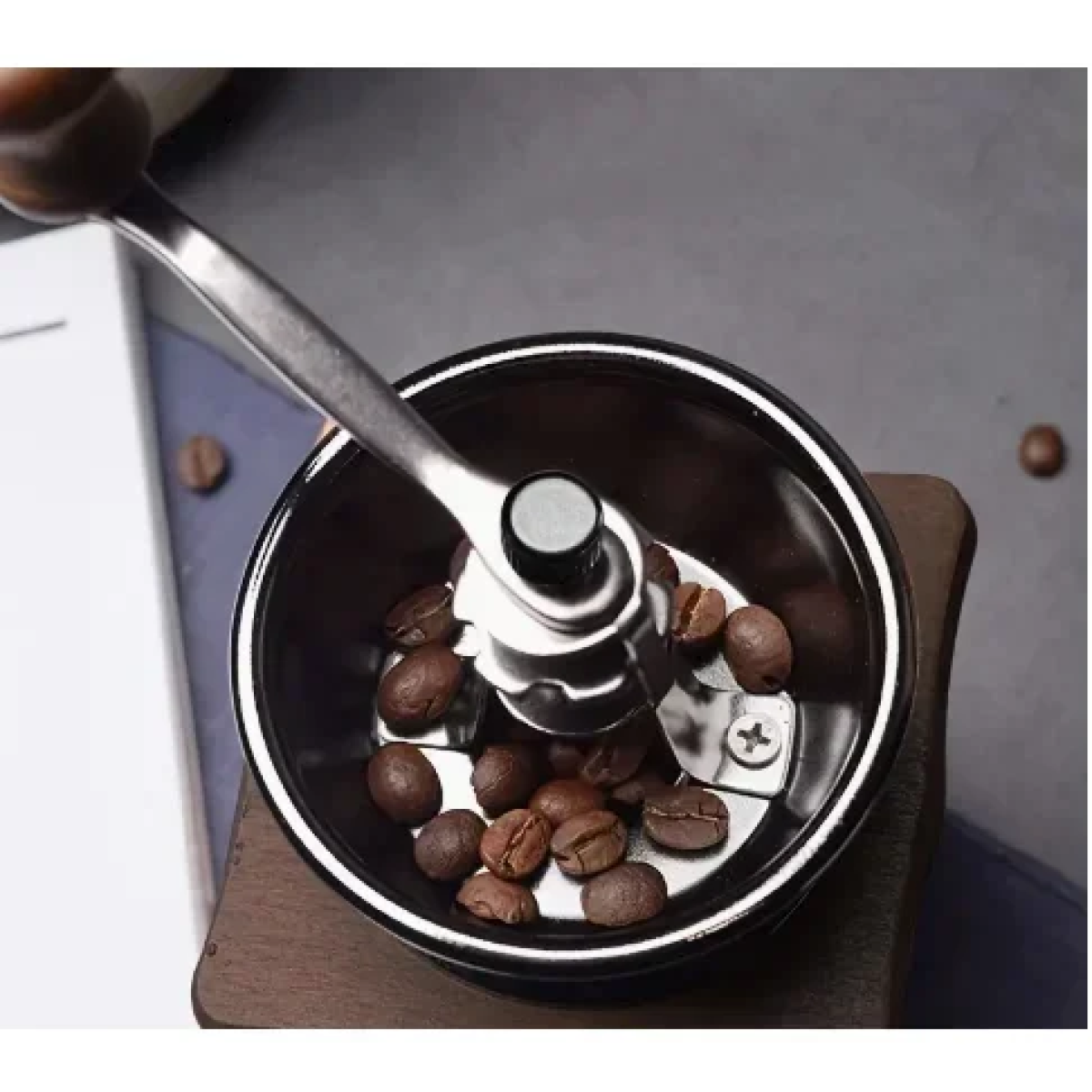 Vintage Χειροκίνητος Μύλος Καφέ