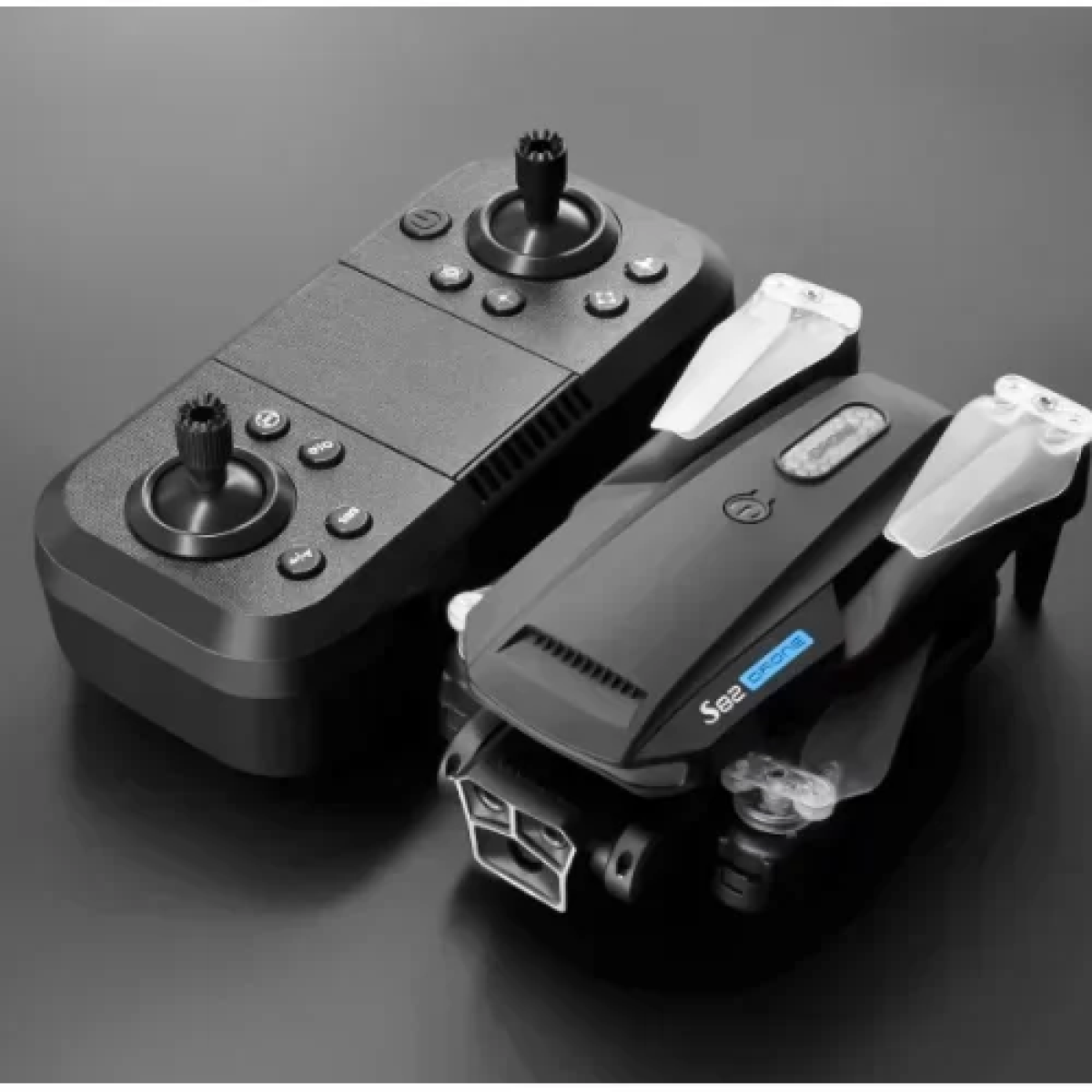 Επαγγελματικό Drone 4K HD με 3 Κάμερες, Αποφυγή εμποδίων & Τηλεχειριστήριο S82 - Μαύρο