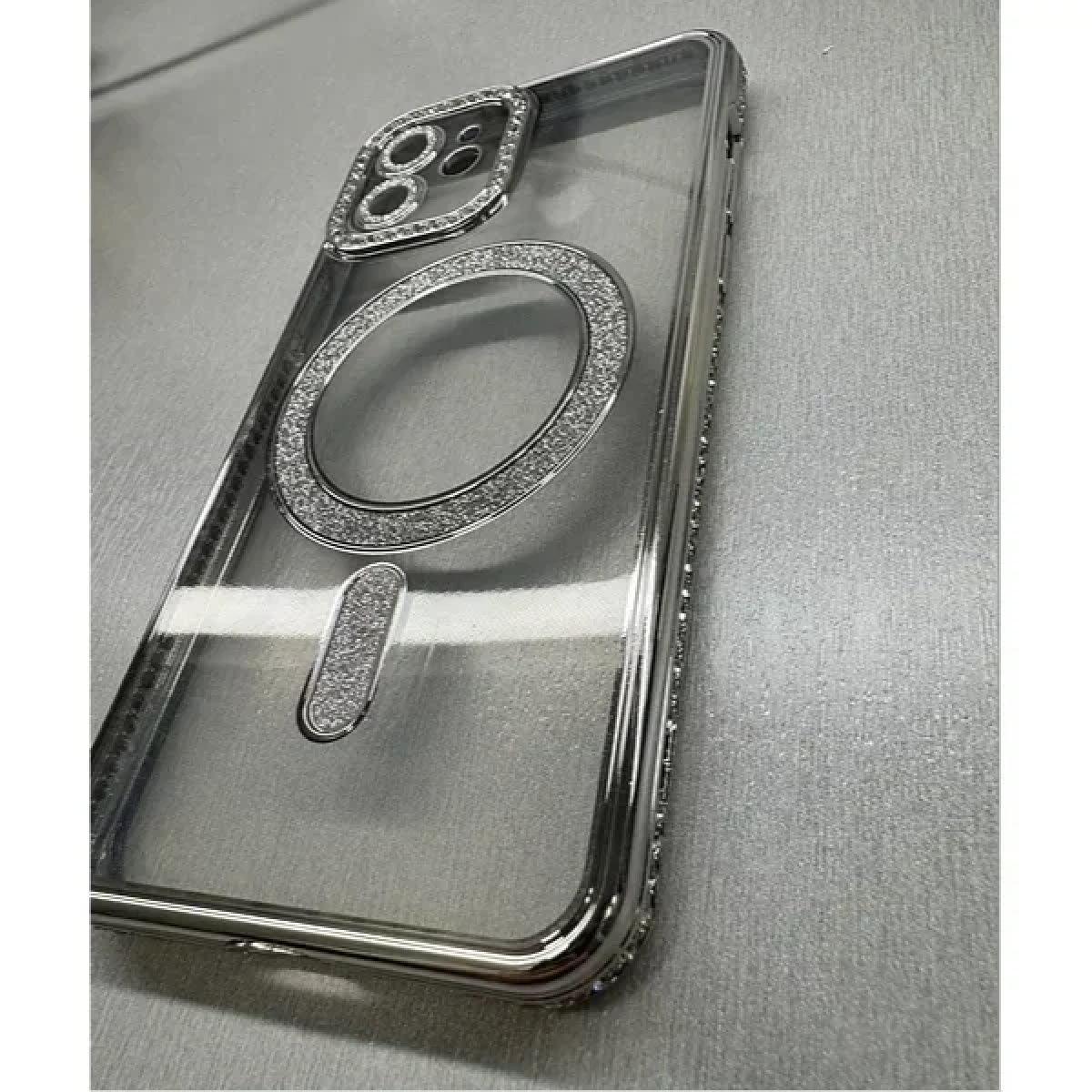 Θήκη Σιλικόνης Glitter and Strass MagSafe με Προστασία Κάμερας Ασημί iPhone 16