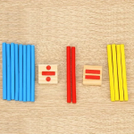 Ξύλινο παιχνίδι μαθηματικών Montessori SDS-26105