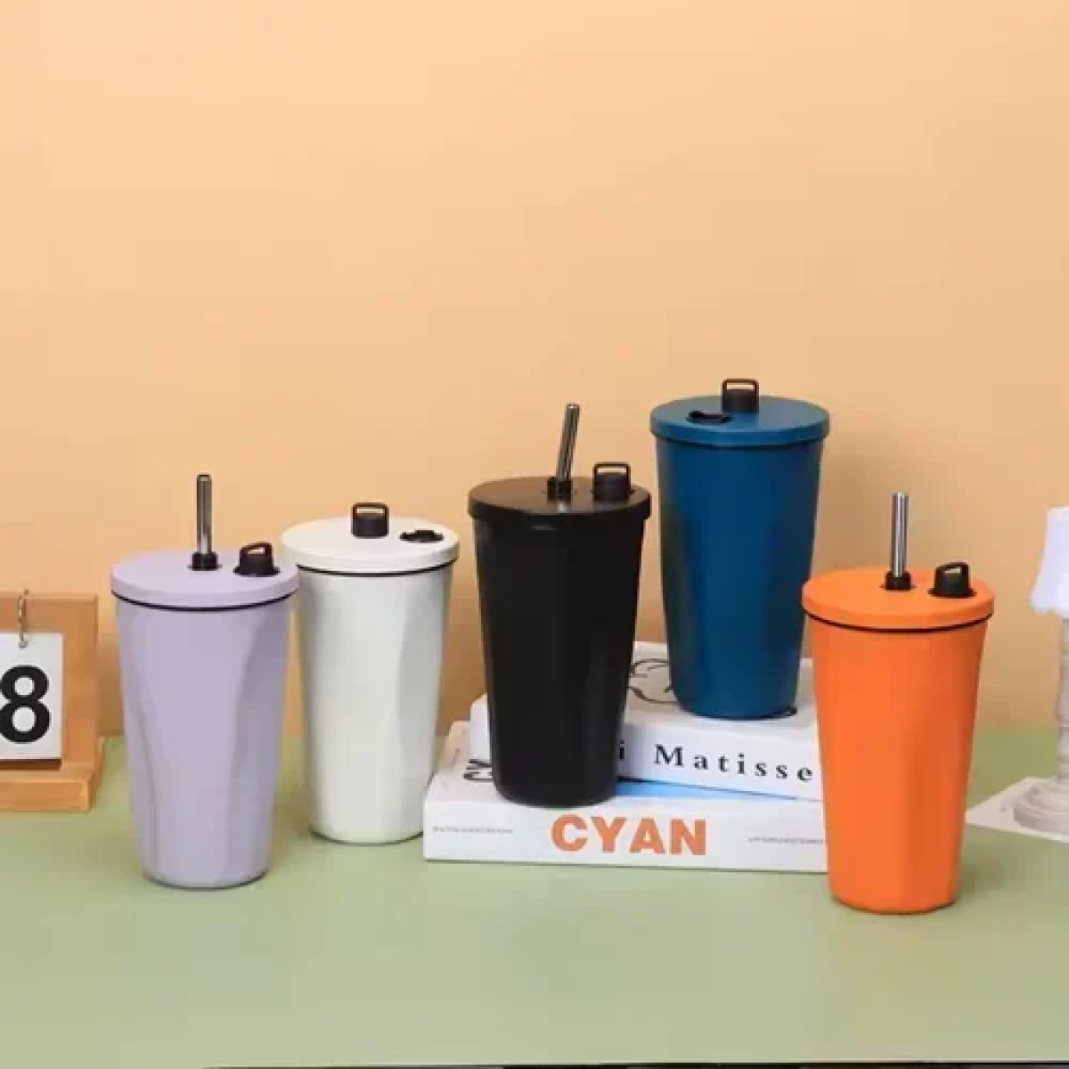 Θερμός – ποτήρι με μεταλλικό καλαμάκι 600ml λευκό - Image 2