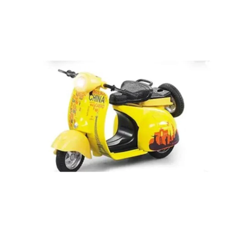 Μοτοσυκλέτα Vespa με φως και ήχο 11cm - Κίτρινο