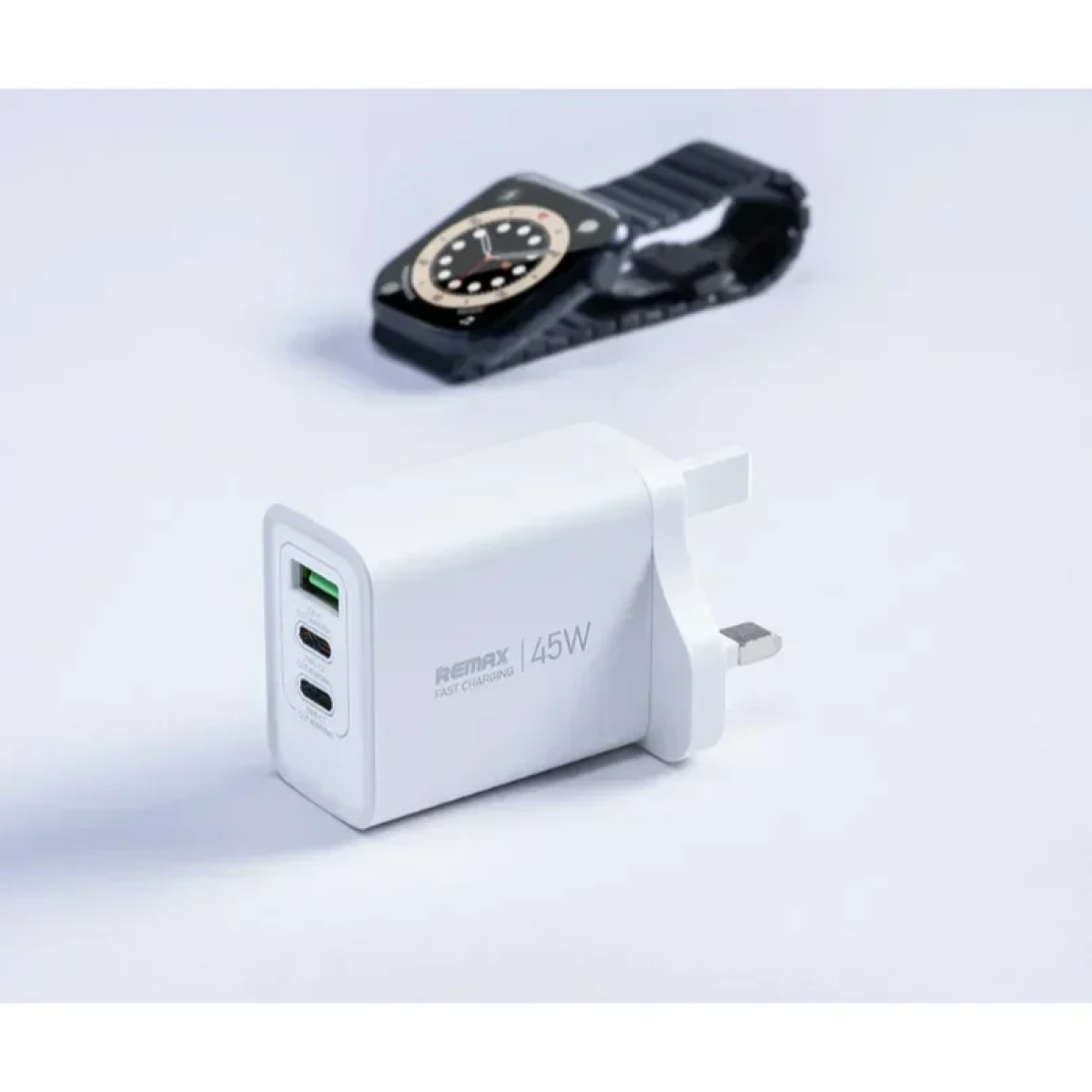 Remax Φορτιστής Χωρίς Καλώδιο Mε 2 Θύρες USB-A Kαι Θύρα USB-C 45W Λευκός (RP-U139)