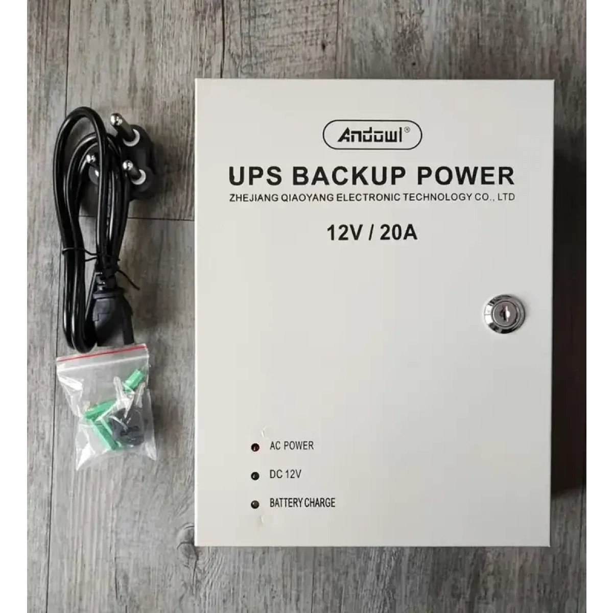 Andowl Power Inverter 12V/20A Q-UP1220
