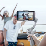 Hoco K24 Gimbal Σταθεροποιητής Τριών Αξόνων με Έξυπνη Παρακολούθηση – Γκρι