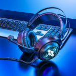 Hoco W101 Streamer Gaming Headphones – Ενσύρματα Ακουστικά με Διπλό Jack 3.5mm, Μικρόφωνο & LED - Μαύρα