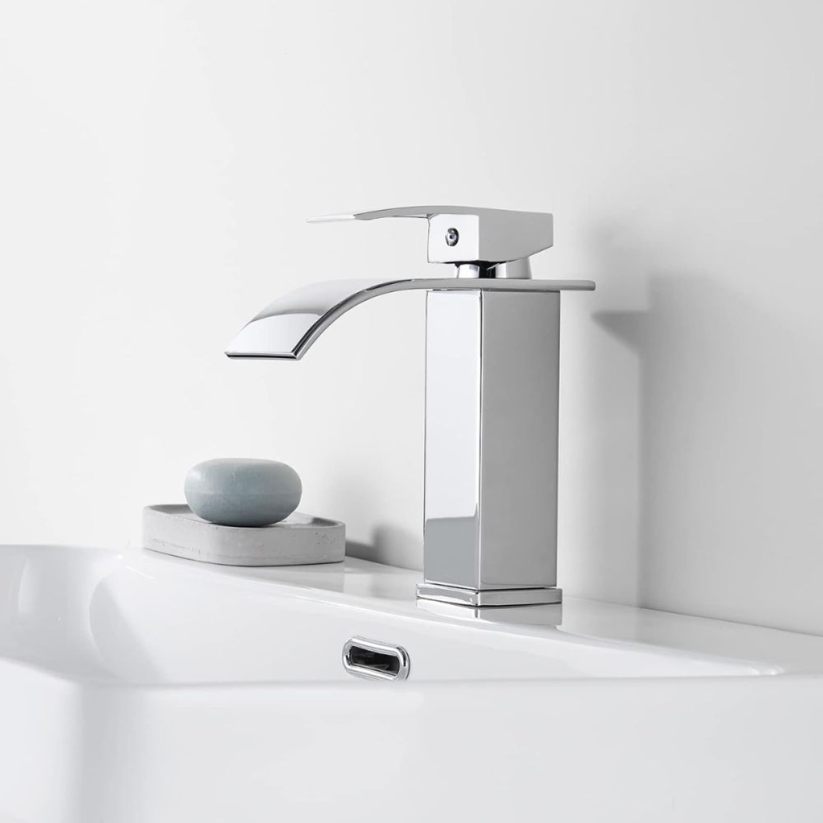 Αναμεικτική Μπαταρία Νιπτήρα Καταρράκτης Ασημί