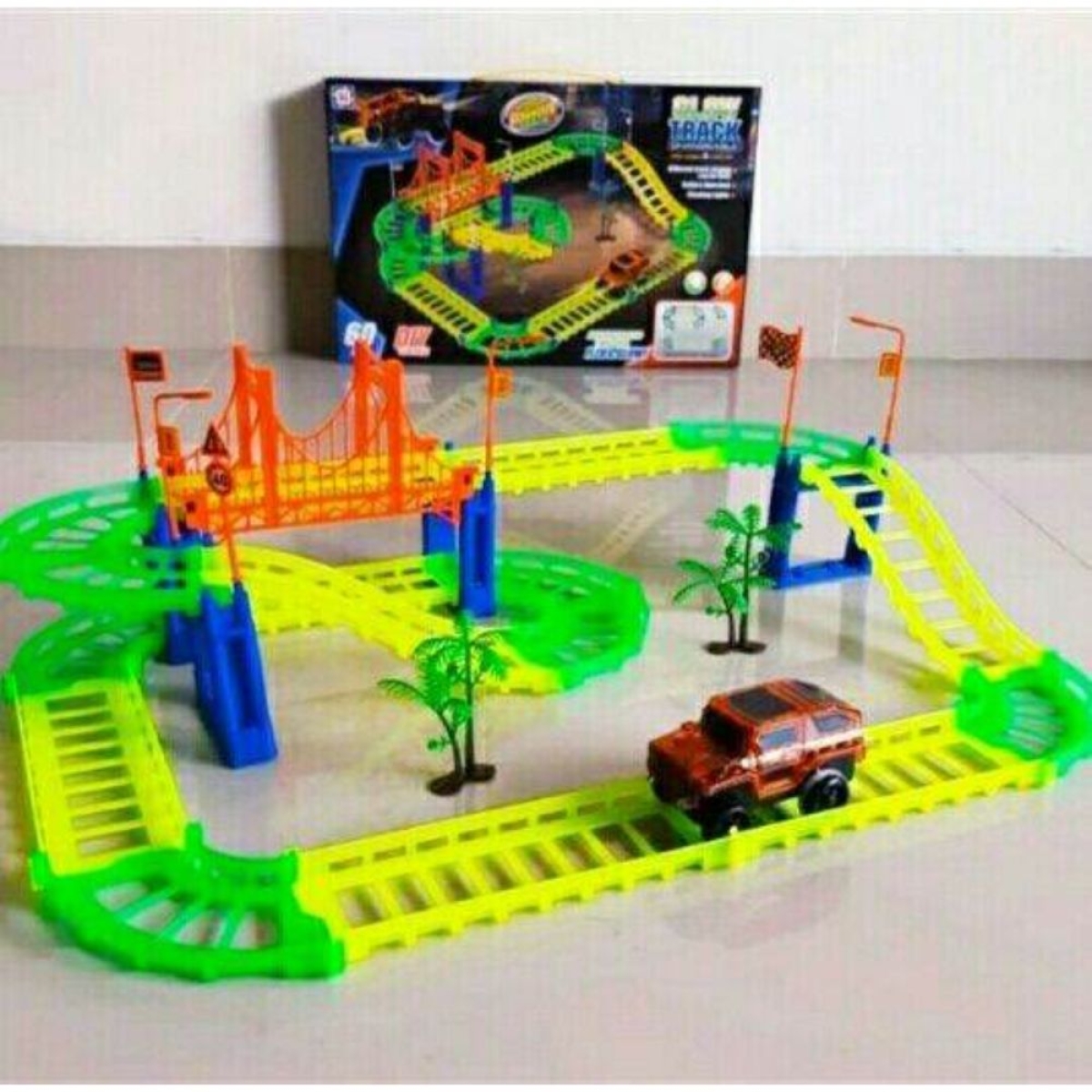 DIY Αυτοκινητόδρομος Φωσφορίζει με Γέφυρα Glow Track (2015-31)