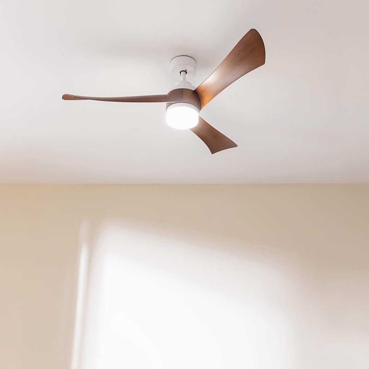 CECOTEC 08476 Ανεμιστήρας Οροφής 2 σε 1 40W με Τηλεχειριστήριο Καφέ - Image 3