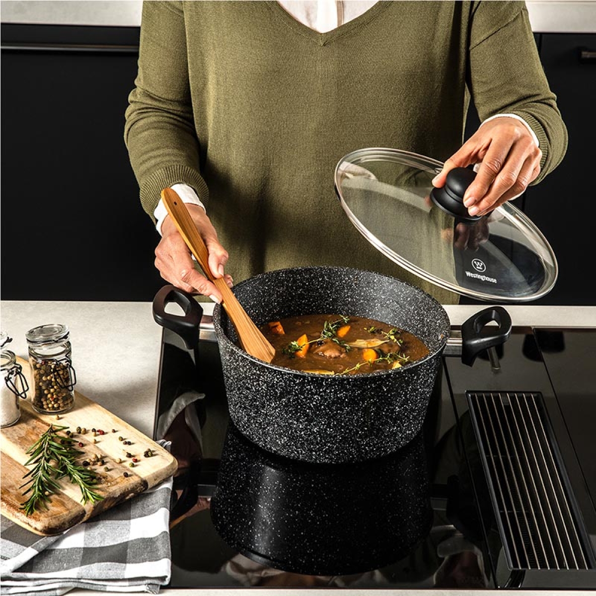 WESTINGHOUSE Black Marble Χύτρα 24cm 4.3L – Αντικολλητική με Γυάλινο Καπάκι - Image 4