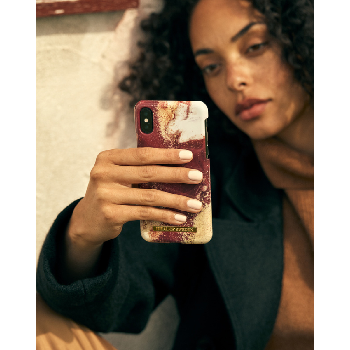 IDEAL OF SWEDEN Θήκη Fashion iPhone 11 PRO MAX Golden Burgundy Marble IDFCAW19-I1965-149 - Image 2