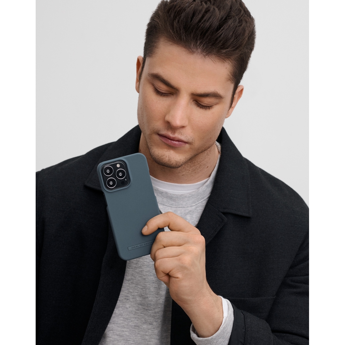 IDEAL OF SWEDEN Θήκη Fashion Seamless iPhone 12/12 Pro Midnight Blue IDFCSS22-I2061-411 - Image 4