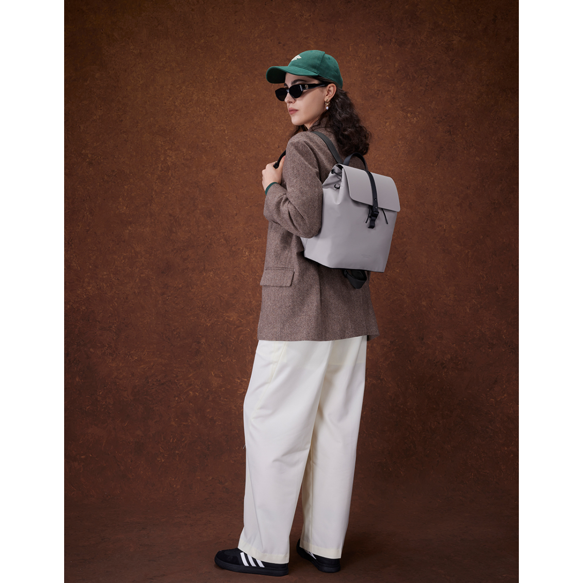 Gaston Luga Τσάντα Dash Bucket Backpack - Taupe DSHBBP13TPR - Image 4
