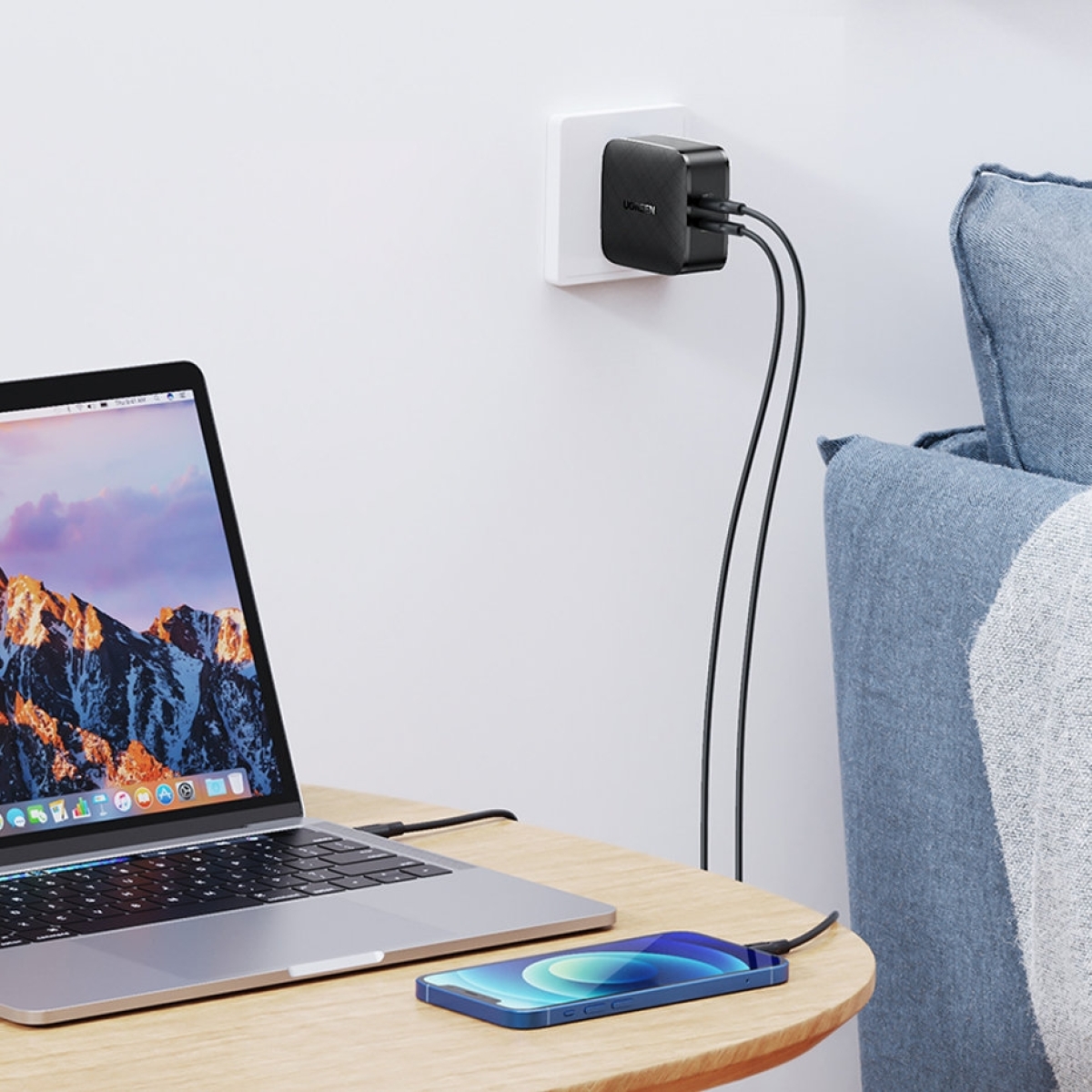 Ugreen Φορτιστής Χωρίς Καλώδιο 2x USB Type C 66W Power Delivery 3.0 Quick Charge 4.0+ black - Image 4