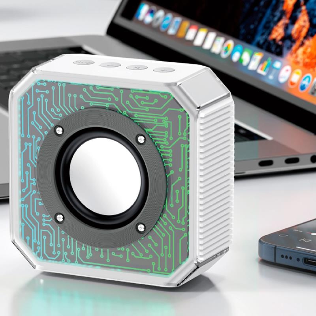 Ασύρματο Ηχείο Bluetooth Με Type-C Φόρτιση & Φωτισμό RGB Aerbes AB-DN83