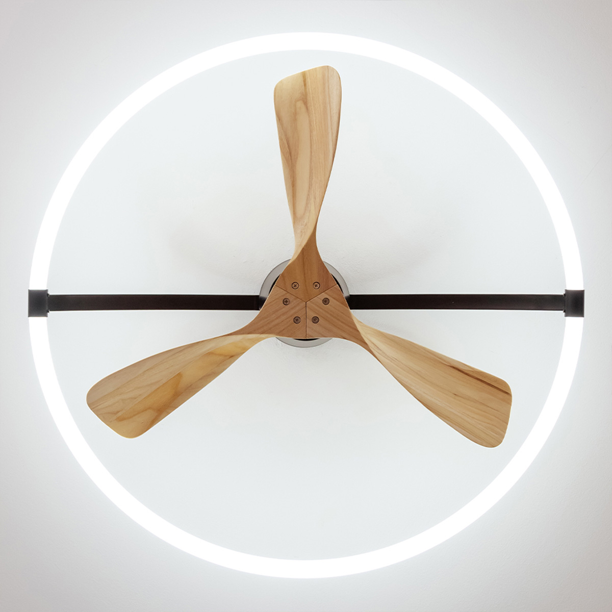Cecotec EnergySilence Aero 5200 Light Design 08539 Ανεμιστήρας Οροφής με Φωτισμό Καφέ - Image 4