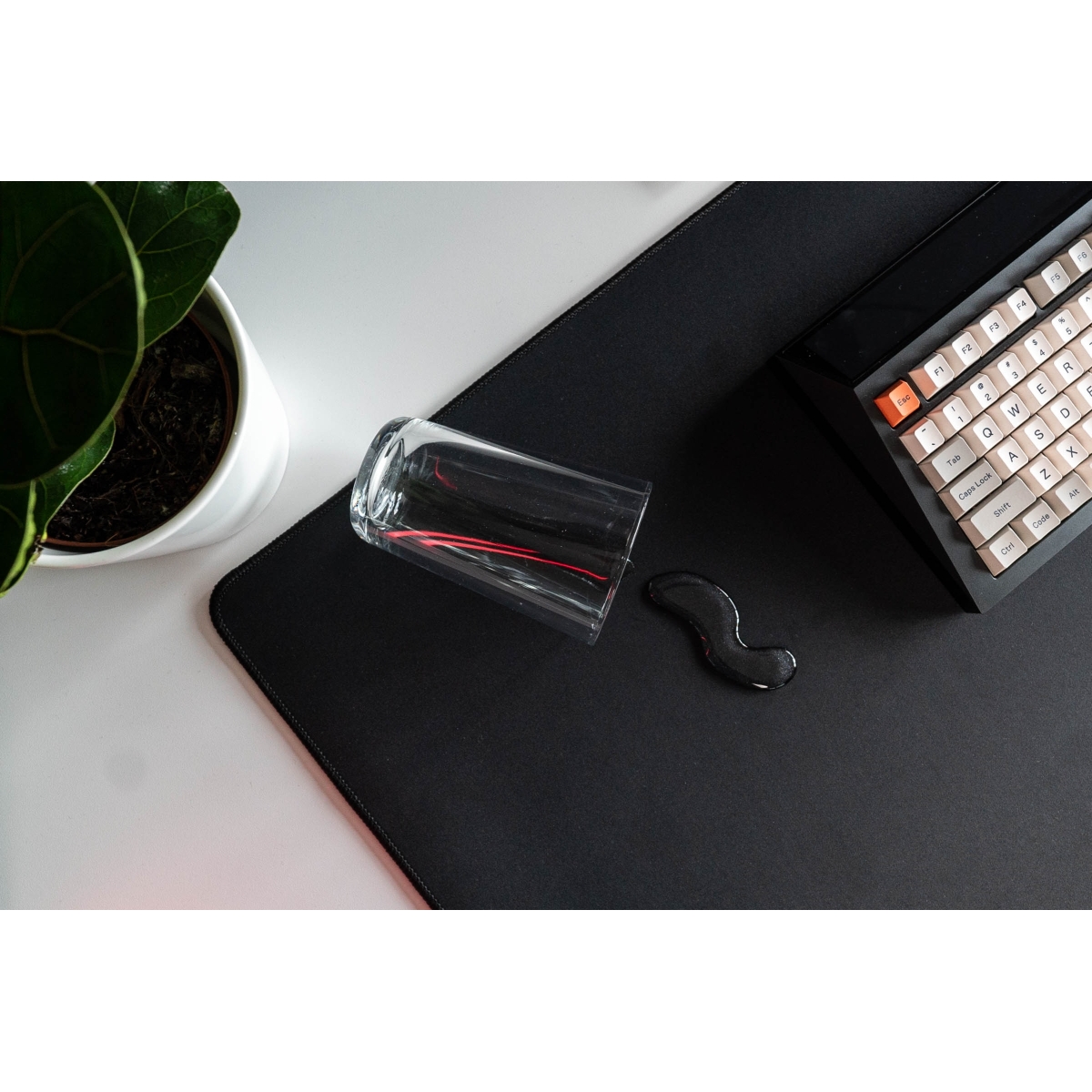 Deltahub GDP-L-D Deskpad Large Επιφάνεια Γραφείου Gaming Μαύρο - Image 4